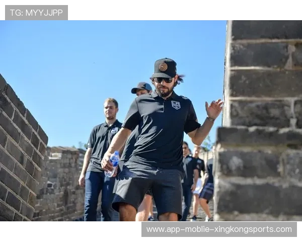 NHL 门将上演世纪扑救!全网热议神操作 NHL 门将上演世纪扑救!全网热议神操作