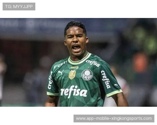 里斯本竞技豪赌未来:重塑中前场金三角的全新战略 里斯本竞技豪赌未来:重塑中前场金三角的全新战略