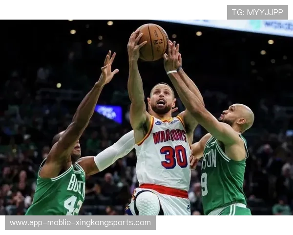 凯尔特人战术换人奏效扭转劣势 凯尔特人战术换人奏效扭转劣势